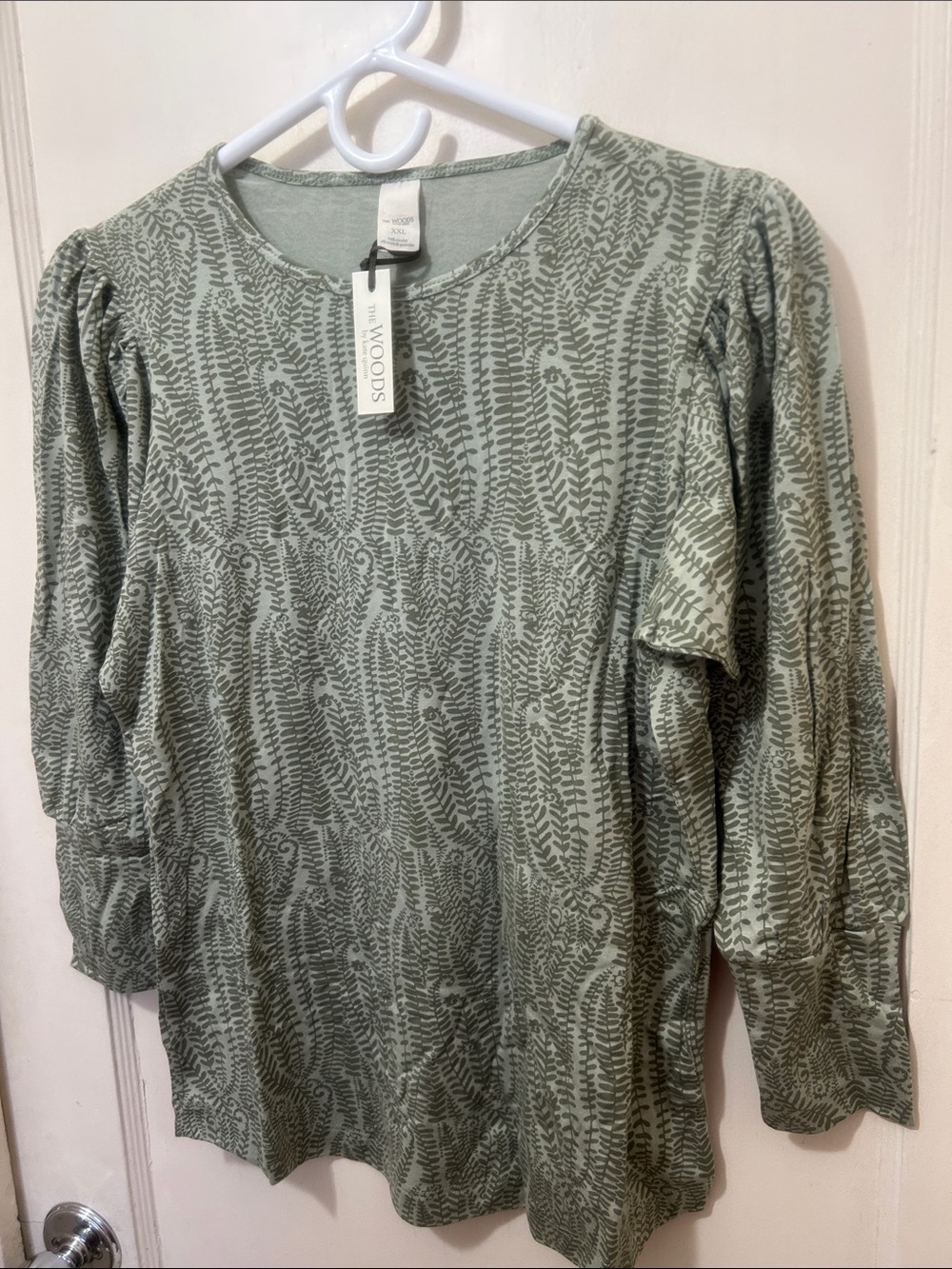 Kate Quinn fern frond puff sleeve top
